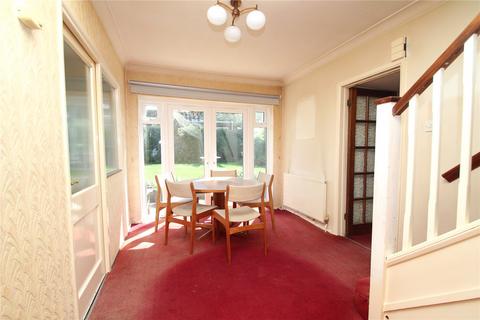 16 Blackwater Close, Oakley, Basingstoke, RG23 7AS