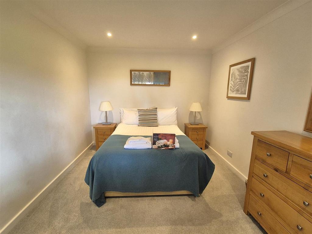 Bedroom one.jpg