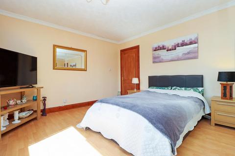 80 Bedlormie Drive, Blackridge, Bathgate, EH48 3RT