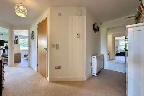 2 bedroom flat for sale, Lower Warberry Road, Torquay