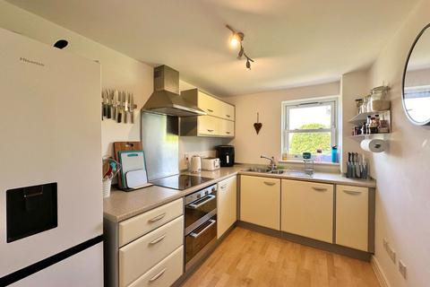 2 bedroom flat for sale, Lower Warberry Road, Torquay