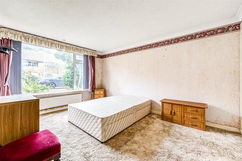 7 Chatsmore Crescent, Goring By Sea, Worthing, BN12 5AA