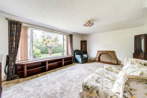 7 Chatsmore Crescent, Goring By Sea, Worthing, BN12 5AA
