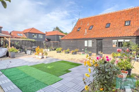 4 bedroom barn conversion for sale, St. Johns Street, Beck Row, IP28