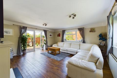 4 bedroom detached house for sale, Peregrine Road, Cheltenham