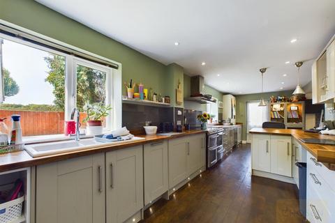 4 bedroom detached house for sale, Peregrine Road, Cheltenham