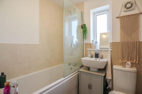1 Cavendish Close, Calne, SN11 8GX