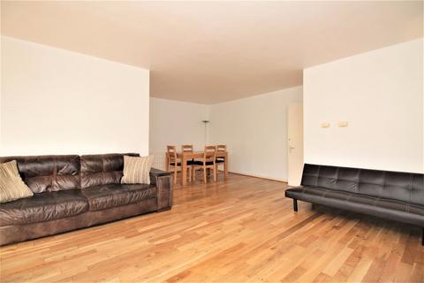 2 bedroom flat for sale, Devonport, 23 Southwick Street, Hyde Park W2