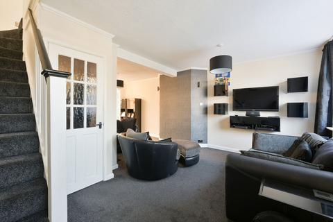 126 Knollmead, Surbiton, KT5 9QW