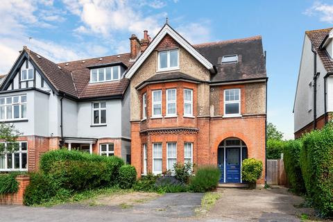 36b Effingham Road, Long Ditton, Surbiton, KT6 5JY