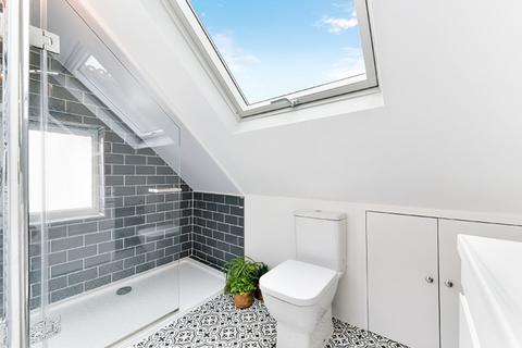 36b Effingham Road, Long Ditton, Surbiton, KT6 5JY