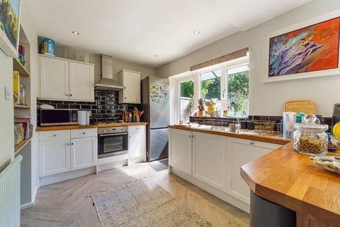 59 Longmead Road, Thames Ditton, KT7 0JE
