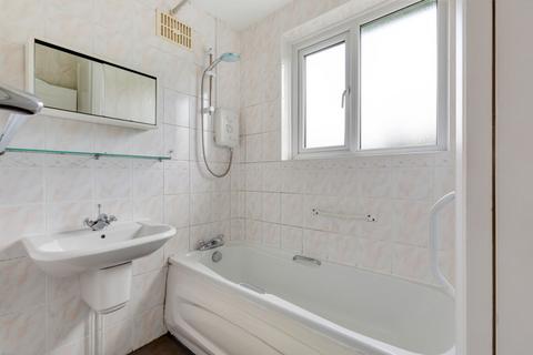 3 Highfield Close, Long Ditton, Surbiton, KT6 5JG