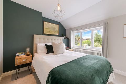 78 Fleece Road, Long Ditton, Surbiton, KT6 5JS