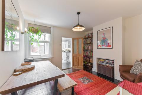 8 Windmill Lane, Long Ditton, Surbiton, KT6 5QE