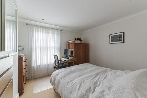 8 Windmill Lane, Long Ditton, Surbiton, KT6 5QE