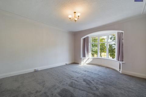 7 Arnold Avenue, Blackpool, FY4 2EP