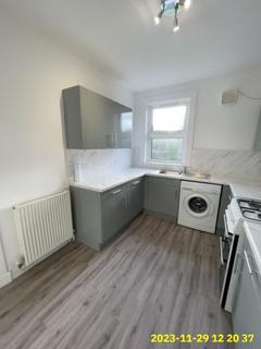 2 bedroom flat to rent, Barnsdale Road, St. Ninians, Stirling, FK7