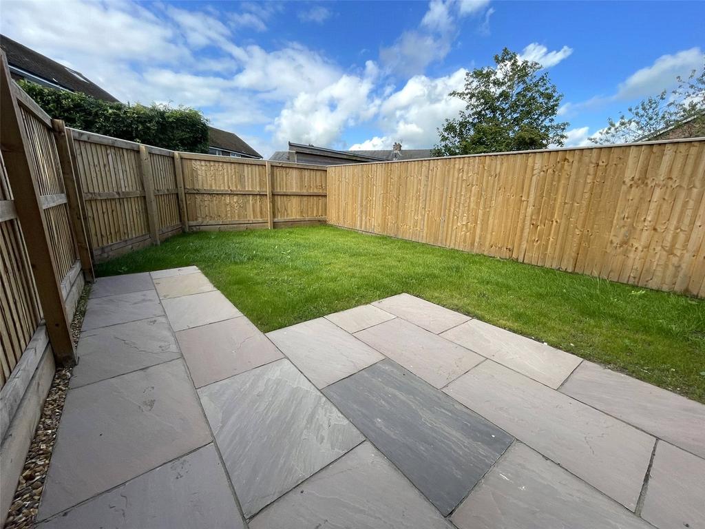 Plumpton Field, Preston PR4 2 bed end of terrace house for sale £127,500