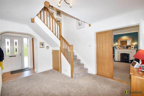 3 bedroom detached house for sale, Crossway, Bembridge, PO35 5RE