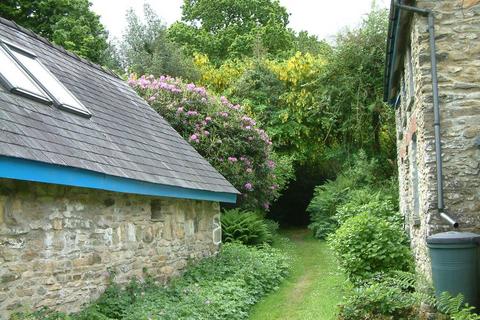 4 bedroom detached house for sale, Maen-Offeiriad, Eglwyswrw, Crymych, SA41