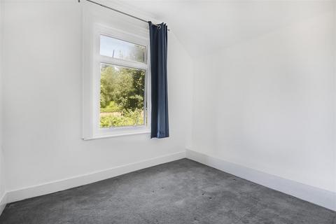 41 Surrey Road, Reading, RG2 0EU