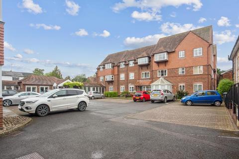 2 bedroom flat for sale, West Street, Wilton, Salisbury