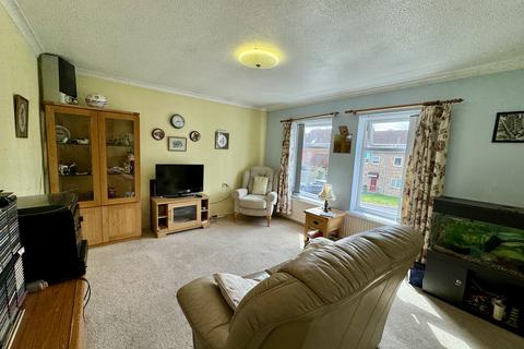 2 bedroom flat for sale, Carr Close, Beverley, HU17 0QS