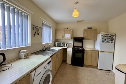 2 bedroom flat for sale, Carr Close, Beverley, HU17 0QS