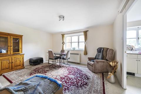 106 Windmill Drive, London, NW2 1US
