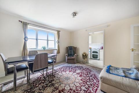 106 Windmill Drive, London, NW2 1US