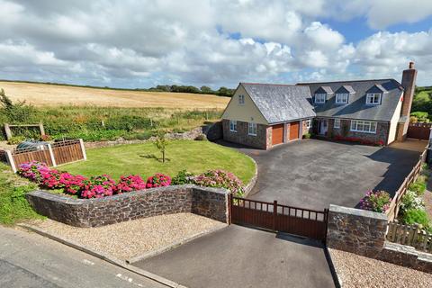 4 bedroom detached house for sale, Hobbacott Lane, Bude EX23