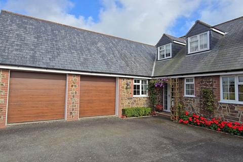 4 bedroom detached house for sale, Hobbacott Lane, Bude EX23