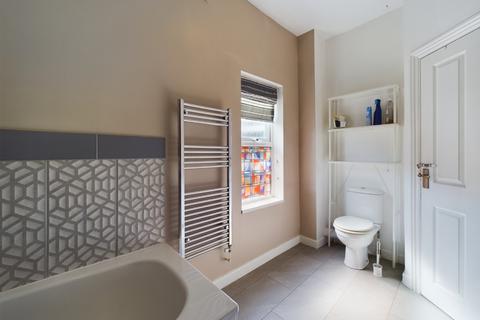 74 Cedar Road, Northampton, NN1 4RW