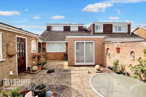 3 bedroom semi-detached bungalow for sale, Rimini Rise, Darfield