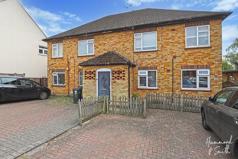 2 bedroom flat for sale, Allnutts Road, Epping CM16