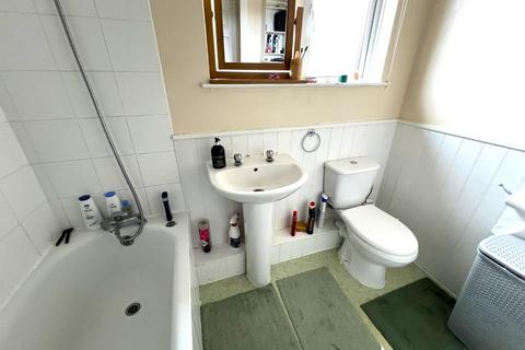 14 Heronbridge Close, Westlea, Swindon, SN5 7DR