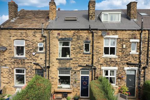 4 bedroom terraced house for sale, Wesley Terrace, Pudsey, West Yorkshire, LS28