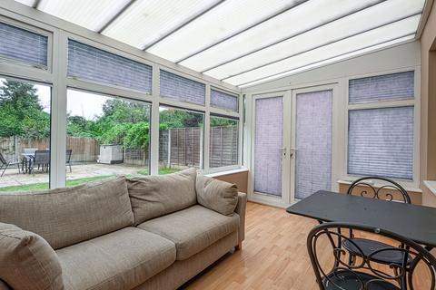 44 Blackfriars Close, Tamworth, B79 7YJ