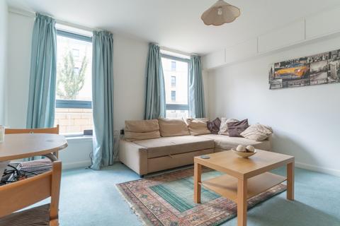 2 bedroom flat to rent, Handyside Place, Gorgie, Edinburgh, EH11