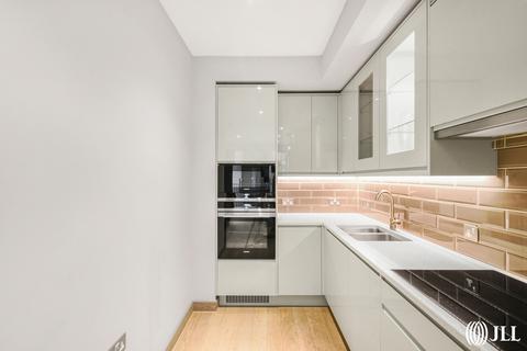 1 bedroom apartment to rent, Ram Quarter, SW18