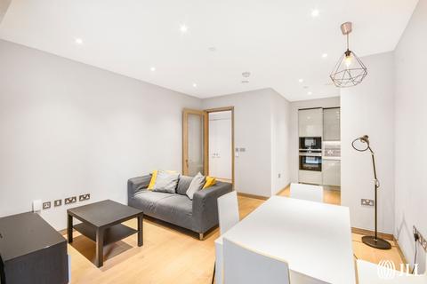 1 bedroom apartment to rent, Ram Quarter, SW18