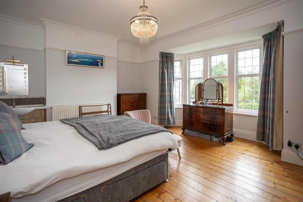 P Master Bedroom.jpg