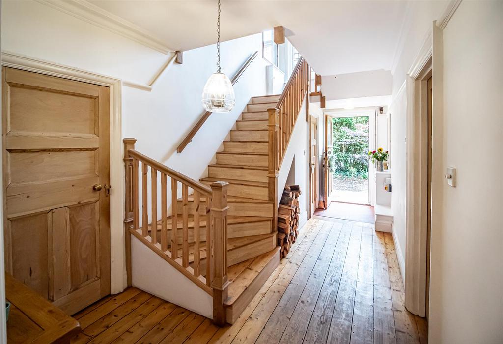 B Entrance Hall inc stairs.jpg