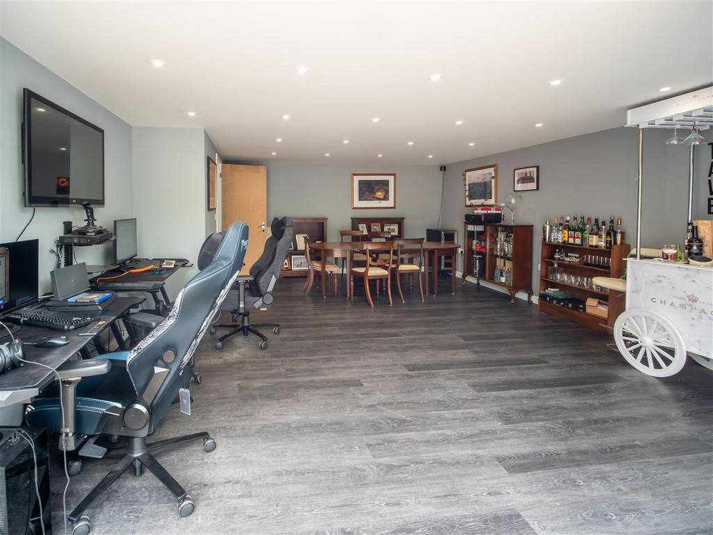 Zd Garden House Living Room.jpg