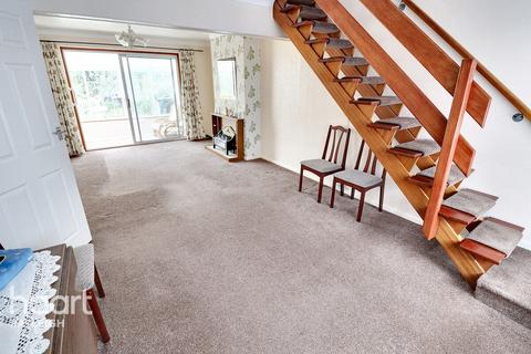 3 Burfield Close, Leigh-on-sea, SS9 5TX