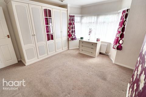3 Burfield Close, Leigh-on-sea, SS9 5TX