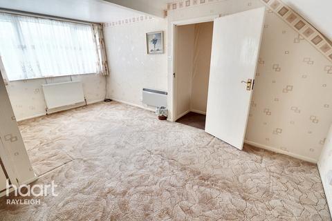 3 Burfield Close, Leigh-on-sea, SS9 5TX