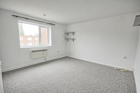 2 bedroom maisonette for sale, Broadmeads, Ware SG12