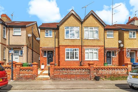 68 Clare Road, Maidenhead, SL6 4DQ